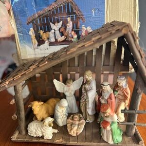 Vintage Nativity Set w Wooden Stable Mid Century Chalkware Christmas Decor